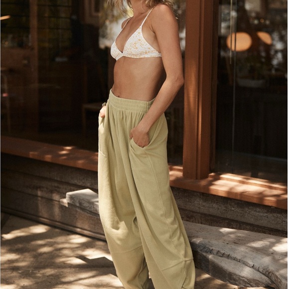 NWOT Free People Beach Leo Pants Verte - Picture 3 of 11